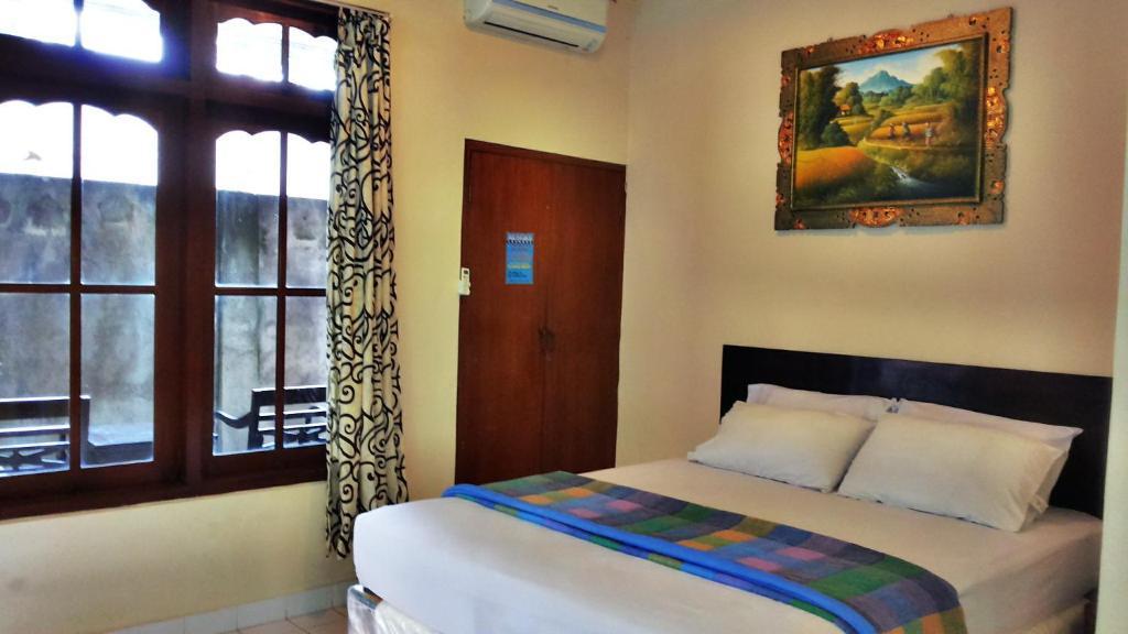 Mustika Inn Kuta Lombok Exterior foto
